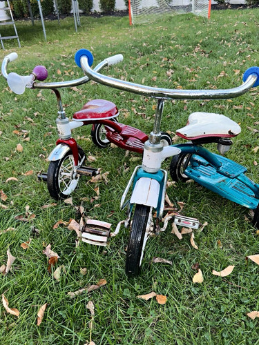 Vintage metal tricycles lot - metal, of